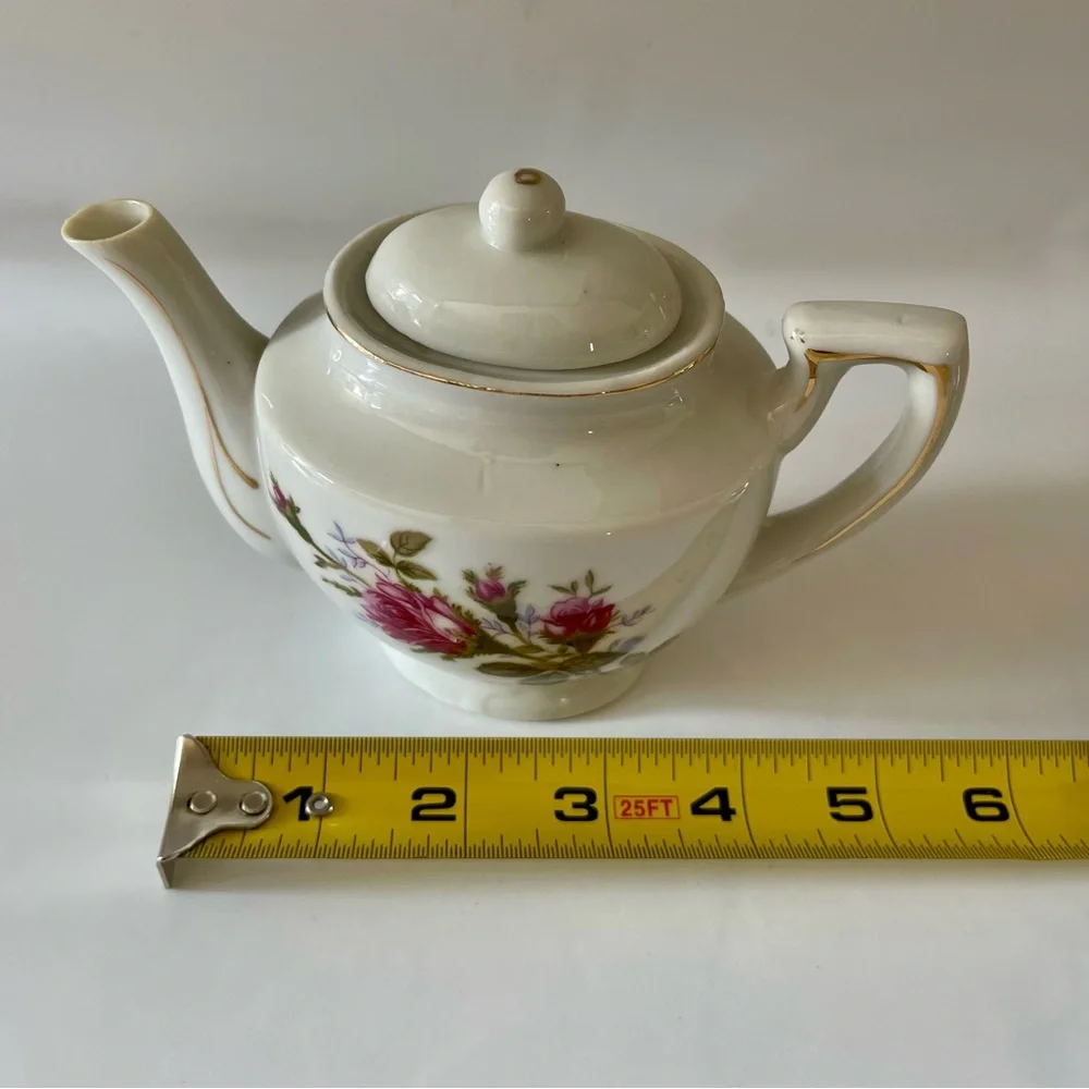 Moss Rose Porcelain Floral Teapot with Pink Roses